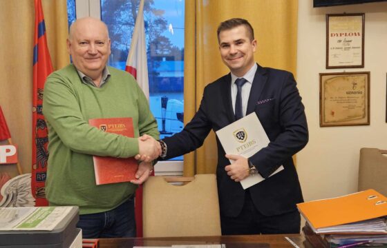 Porozumienie pomiędzy Ochotniczą Strażą Pożarną w Radości a Polskim Towarzystwem Ekspertów i Biegłych Sądowych