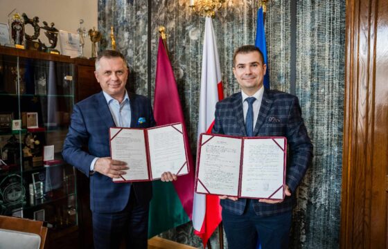 Porozumienie pomiędzy Uniwersytetem Ekonomicznym w Krakowie a Polskim Towarzystwem Ekspertów i Biegłych Sądowych